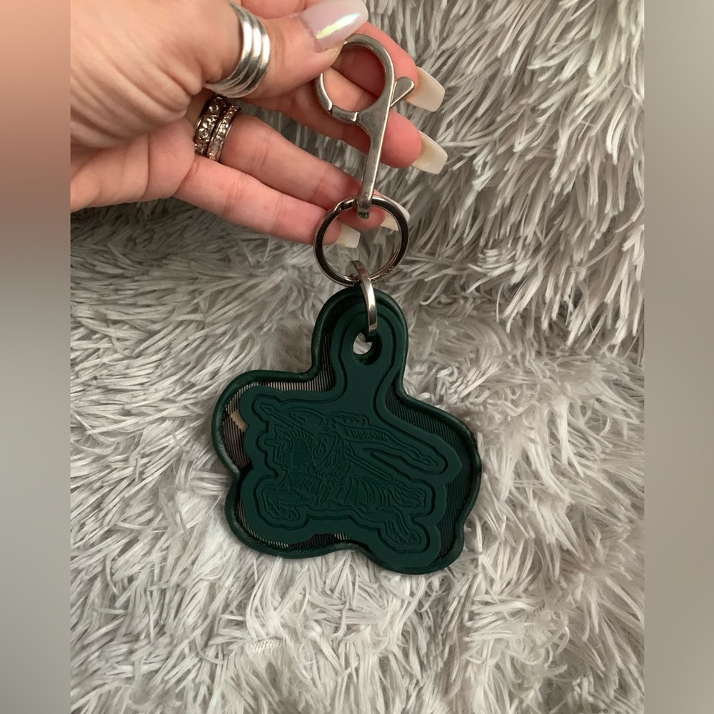 Forest Green Burberry Keychain-With Silver Chunky Hardware- Extremely Durable!!! - Picture 6 of 15
